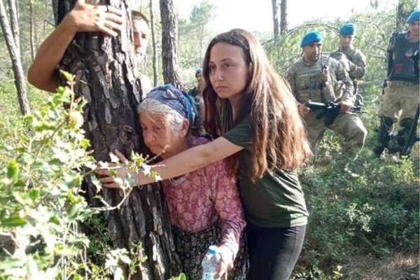 Akbelen’den Elinizi Çekin!