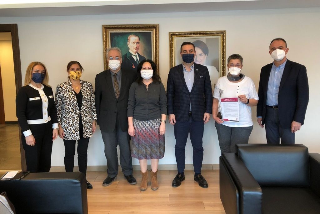 TTB’den 10 Acil Talepli İmza Kampanyası Hakkında İyi Parti’ye Ziyaret