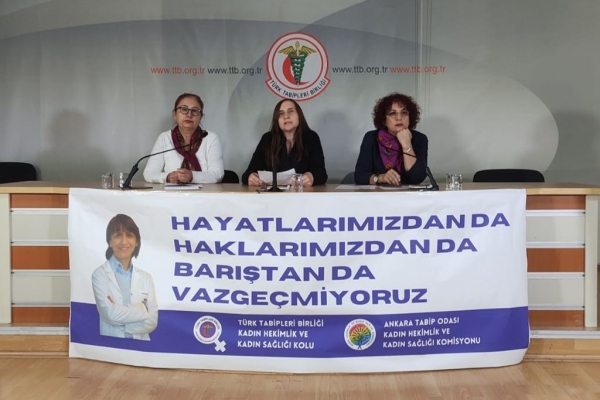 Şiddet Sonucu Yitirdiğimiz Dr. Aynur Dağdemir Anıldı: Hayatlarımızdan da Haklarımızdan da Vazgeçmiyoruz!