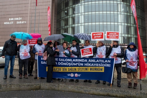 TTB ve İTO’dan Yenidoğanları Öldüren Çetenin Yargılandığı Dava Öncesi Açıklama: Anlatılan “Sağlıkta Dönüşüm”ün Hikâyesidir! Oysa “Başka Bir Sağlık Sistemi, Başka Bir Hekimlik Ortamı” Mümkün!